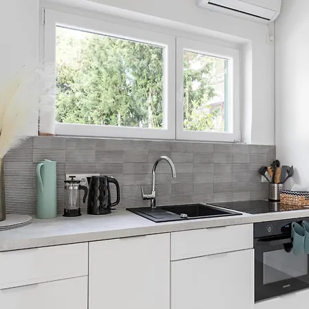 Apartment Attractive In Slatine *